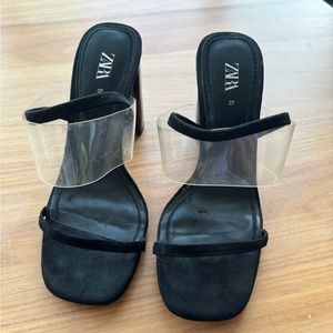 Zara High-heel Sandals With Tortoiseshell Methacrylate
Heels Size 37